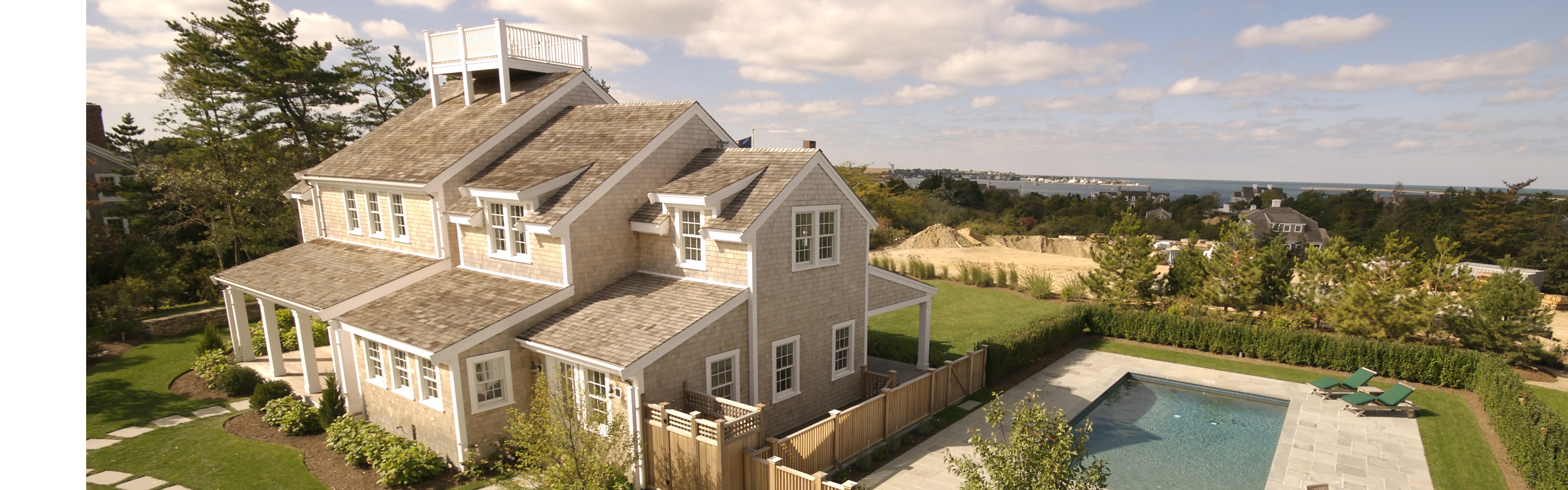 Nantucket vacation home by Shay Construction